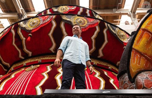 Rodrigo Bocardi no carnaval: ex-Globo apresentou o desfile das escolas de samba em 2023