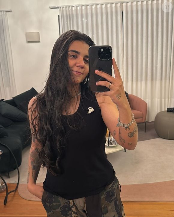 "Eu me sentia um pouco cansada depois dos shows", entregou Yasmin Santos