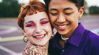 Qual perfume usar para o The Town? 5 opções para ficar muito cheirosa e deixar seu rastro em todo o festival de música