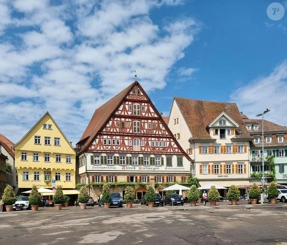 Rothenburg possui várias construções com estilo antigo e arquitetura medieval