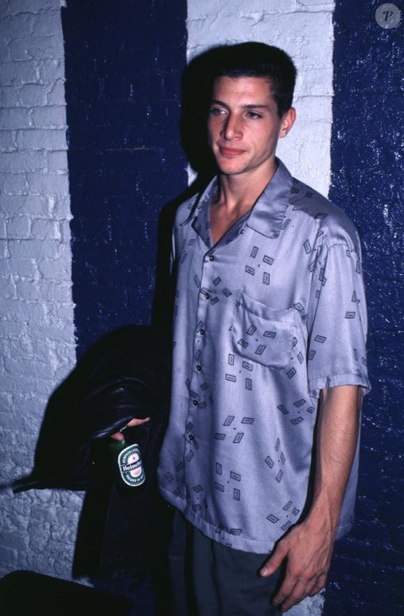 Do pornô à fama: a história surpreendente de Simon Rex!