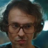 Atilla morre em 'Coração de Mãe'? Fiel escudeiro de Karsu entra em grande enrascada e fica entre a vida e a morte em semana eletrizante