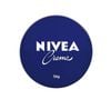 O creme hidratante lata da Nivea é usado há décadas na rotina de beleza
