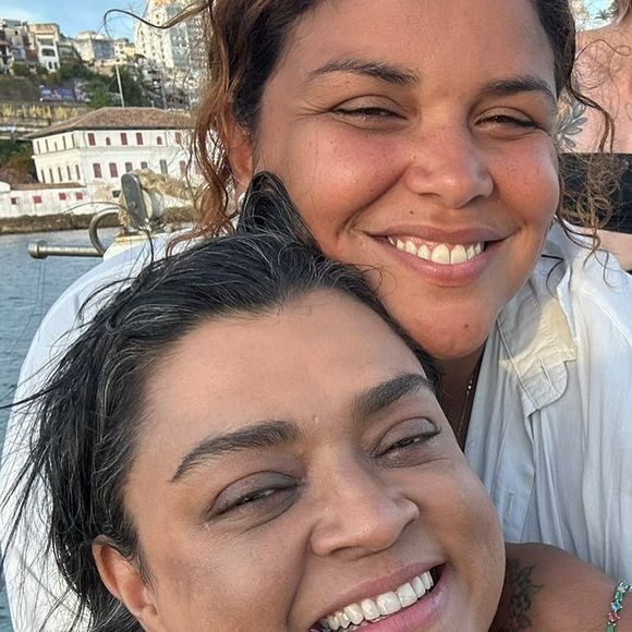 Jude Paulla foi uma das grandes amigas íntimas de Preta Gil, que esteve com a cantora, inclusive, durante o tratamento de câncer nos Estados Unidos.