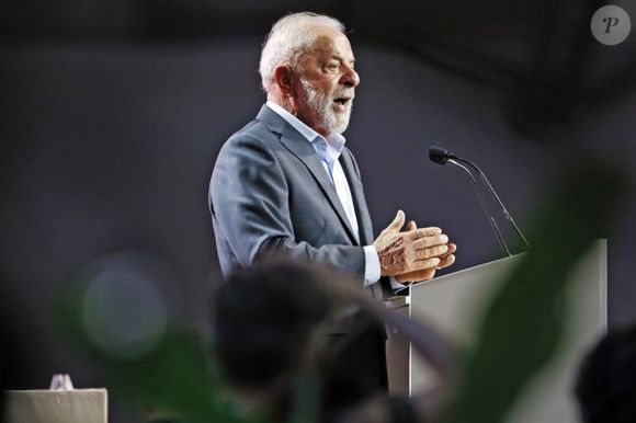 Lula é ‘vítima de intenso constrangimento ilegal imposto por parte do Sistema de Justiça’, alegou defesa na época