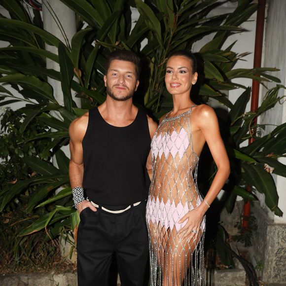 Camila Queiroz garantiu que a gravidez não está fora dos seus planos, mas que este não é o momento