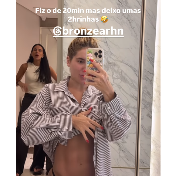 Segundo Virgínia, as áreas que deseja definir a profissional deixa mais destacada no bronzeamento