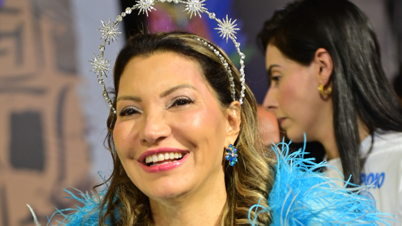 Por que Janja desistiu de desfilar em homenagem a Lula de última hora? Saiba motivo e quem a substituiu às pressas