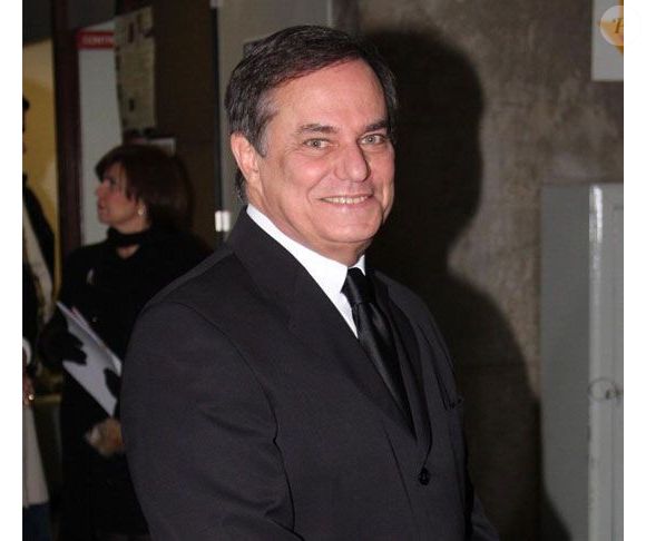 Ronnie Von é dono de casa de 3 mil metros quadrados avaliada em 16 milhões de reais e localizada no bairro nobre do Morumbi, SP