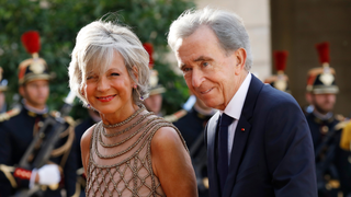 Em uma das mais belas praias do Caribe, o bilionário Bernard Arnault investiu em um hotel icônico de Saint-Barth: se tornou um destino de referência no mundo do luxo