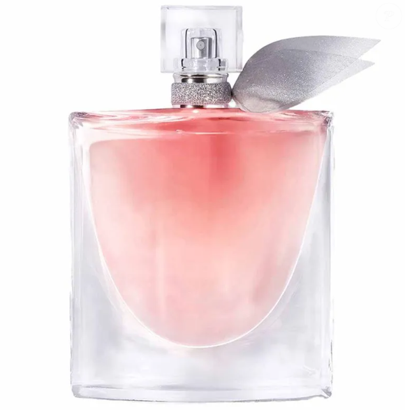 O Perfume La Vie Est Belle, de Lancôme, é um dos mais famosos do mundo: ele tem alguns rótulos nacionais bem parecidos