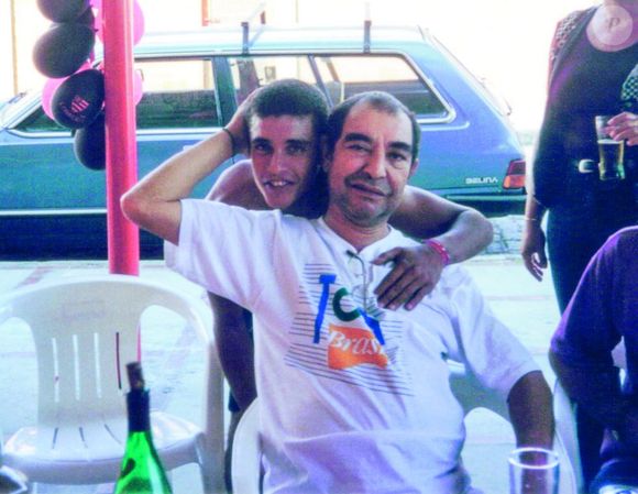 Diogo Nogueira é filho do icônico cantor João Nogueira