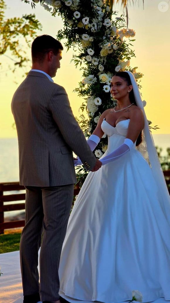 Casamento da filha de Petkovic: Inês e Nikola Perenčević receberam 140 convidados em festa na Grécia