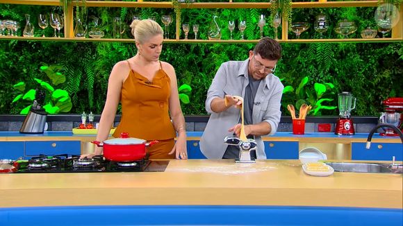 O ‘Hoje em Dia’ deve receber um novo quadro de cozinha, com um chef fixo na atração