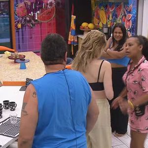 Sol Vega foi expulsa do 'BBB 26': para Globo, Veterana colocou em risco à integridade física de Ana Paula Renault