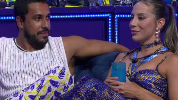 Renata e Maike vão viver romance na reta final do ‘BBB 25’? Brother insiste, mas loira desconversa: ‘Levo na brincadeira’