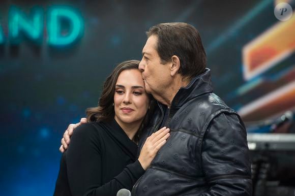 Lara, fruto do primeiro casamento do apresentador com Magda Colares, segue agora seu próprio caminho artístico.