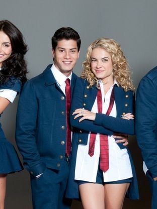 Arthur Aguiar justifica foto sorrindo no velório de Lua Blanco
