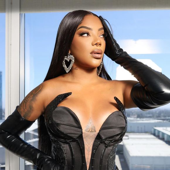 Internautas debocharam do inglês falado por Ludmilla