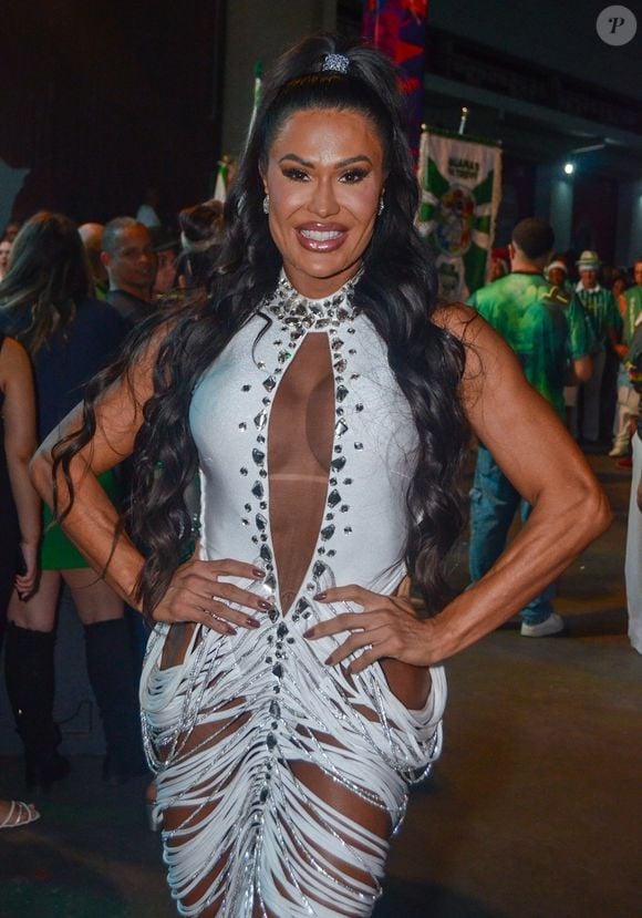 Gracyanne Barbosa será madrinha de bateria no carnaval 2025 de São Paulo pela Camisa Verde e Branco