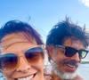 Helena Ranaldi ao lado do namorado, o também ator Daniel Alvim