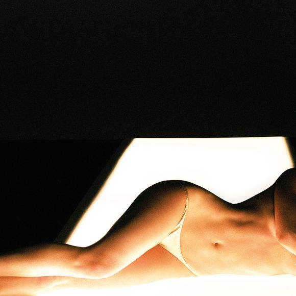 Marina Ruy Barbosa na V Magazine: atriz foi chamada de ‘superestrela brasileira’ pela revista