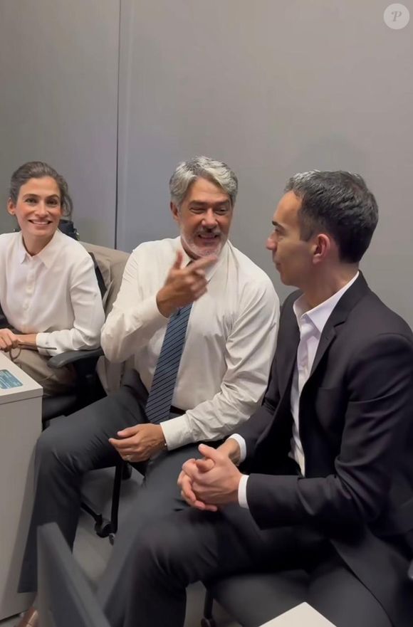 Bastidores do JN: William Bonner exibe alegria contagiante em seu último dia no estúdio