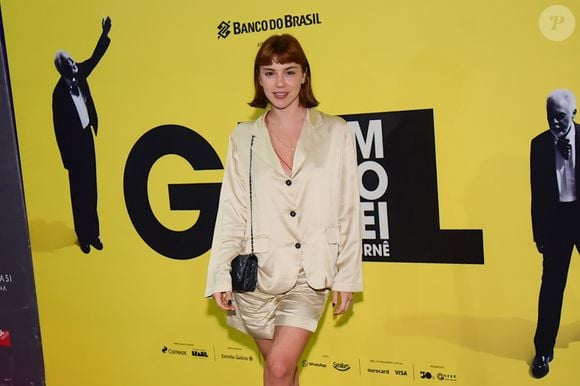 Amiga talarica? Alice Wegmann revelou que já passou por situação parecida com a da personagem Solange Duprat
