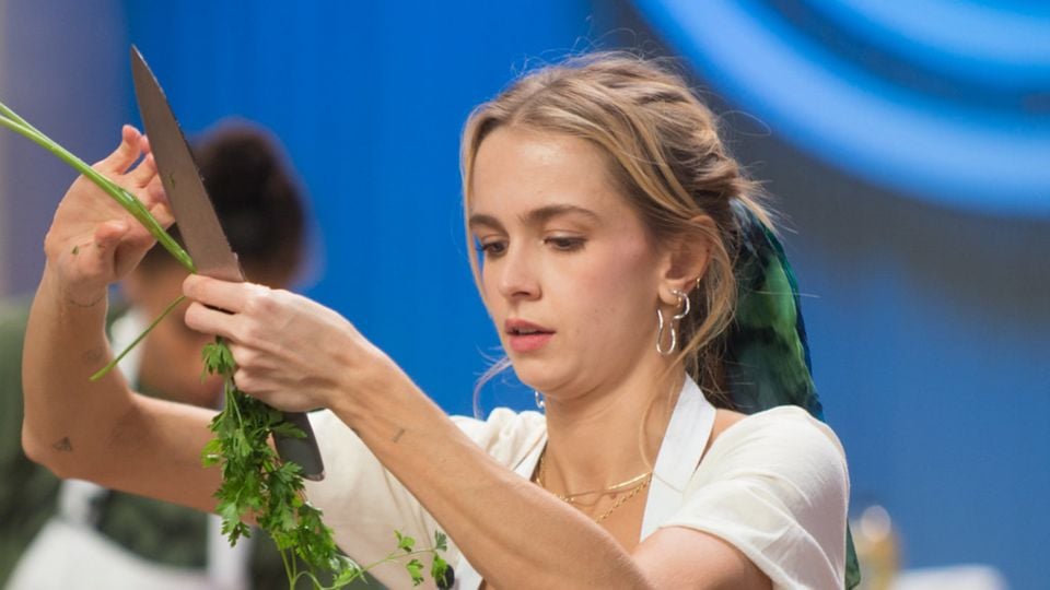 A cozinha vintage e luxuosa de Isa Scherer, campeã do 'MasterChef Brasil'