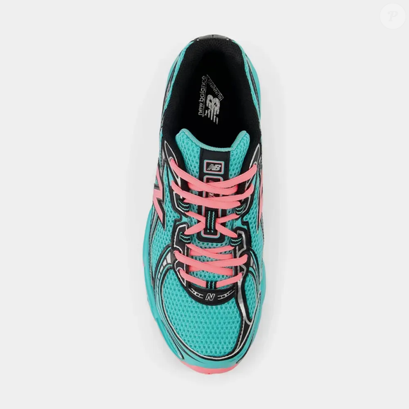 O New Balance 740 "Cyber Jade" prova que os tênis coloridos voltaram com força e podem ser o destaque de produções modernas e criativas