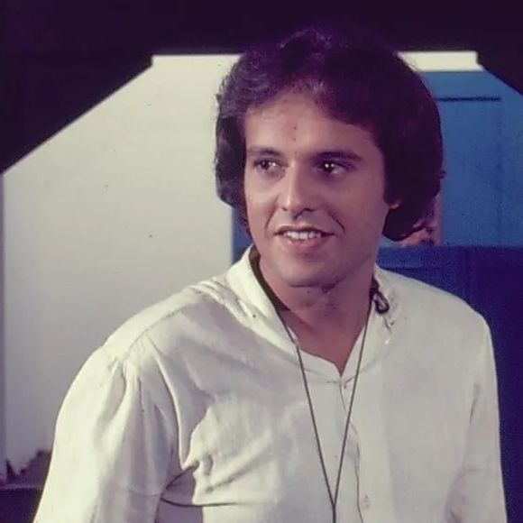 Dennis Carvalho chegou à Globo em 1975 para atuar na novela 'Roque Santeiro', que acabou censurada; no mesmo ano esteve em 'Pecado Capital'