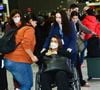 Preta Gil foi fotografada no aeroporto de Guarulhos, em São Paulo, pouco antes de embarcar para os Estados Unidos