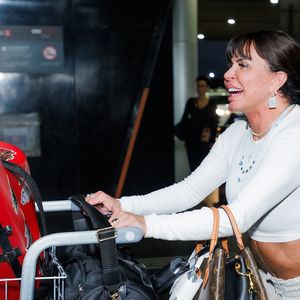 Gretchen embarcou para os Estados Unidos em agosto daquele ano. Na época, o site OFuxico publicou que a estrela queria começar uma nova vida no país