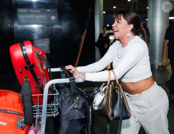 Gretchen embarcou para os Estados Unidos em agosto daquele ano. Na época, o site OFuxico publicou que a estrela queria começar uma nova vida no país