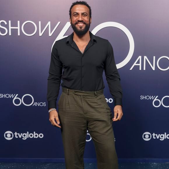 Ricardo precisou raspar completamente a cabeça, mudando radicalmente a aparência logo após deixar 'Vale Tudo'.
