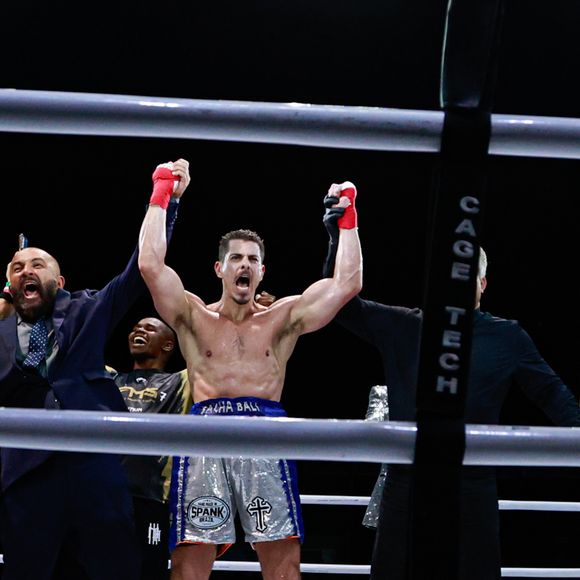 Fight Music Show 7: na batalha dos campeões de reality, Sacha Bali venceu Davi Brito por decisão unânime