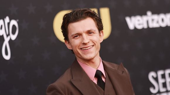 É assim que Tom Holland, o 'Homem-Aranha' mais lucrativo da história, treina: 20 minutos, sem pesos e com um exercício que você pode fazer em qualquer lugar