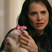 A espiã de quatro patas! Adriana arma plano inusitado com cachorrinha para desmascarar Pilar em 'Quem Ama Cuida' e descobre segredo MACABRO da vilã; entenda
