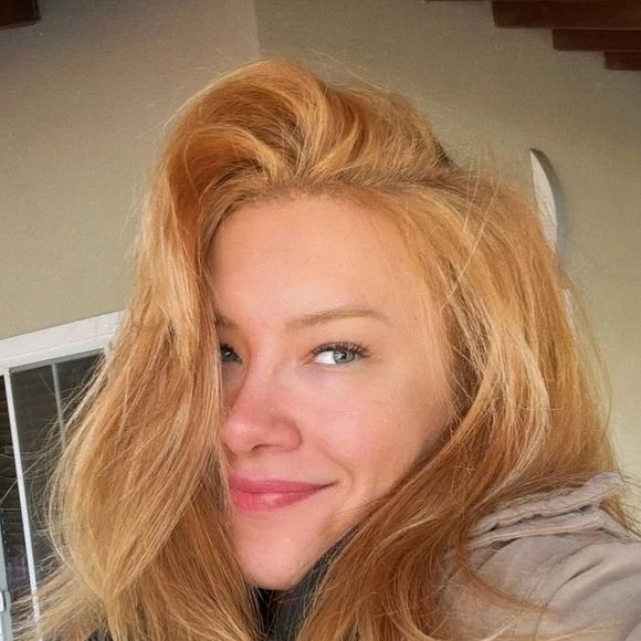 Daia de Paula iniciou a carreira como atleta de basquete. Ela jogou profissionalmente até aos 18 anos, mas preferiu se dedicar à dança