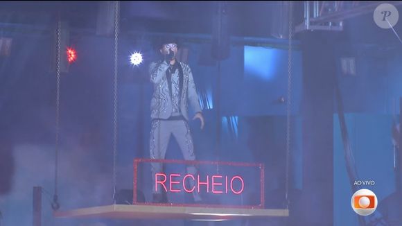 Luan Pereira foi detonado nas redes sociais por voz 'desafinada' no 'BBB 25': 'Desliguei o som da TV'