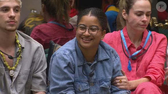 Os líderes indicaram Milena direto para o Paredão