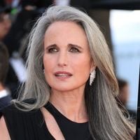 Ana Martínez, cabeleireira: 'Um dos erros mais comuns é pintar o cabelo logo antes de começar a transição para os cabelos grisalhos'