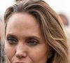 A atriz Angelina Jolie afirmou que não pretende estabelecer uma nova base fixa após deixar Los Angeles e deseja passar um período vivendo de maneira mais nômade pelo mundo, segundo entrevista concedida à revista L'Officiel