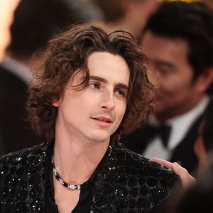 Em entrevistas, o próprio ator já contou que o personagem surgiu exclusivamente para as aulas de estatística e que a música era apenas um hobby.