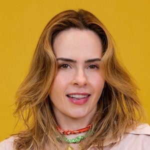 Ana Paula Renault tem segredos para sua pele rejuvenescida no 'BBB 26': aos 44 anos, mineira une laser, botox e radiofrequência para ter resultado discreto e natural