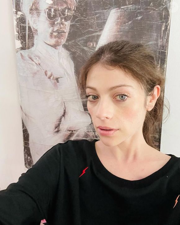Em resposta, Michelle Trachtenberg disse que estava saudável e não tinha feito plásticas