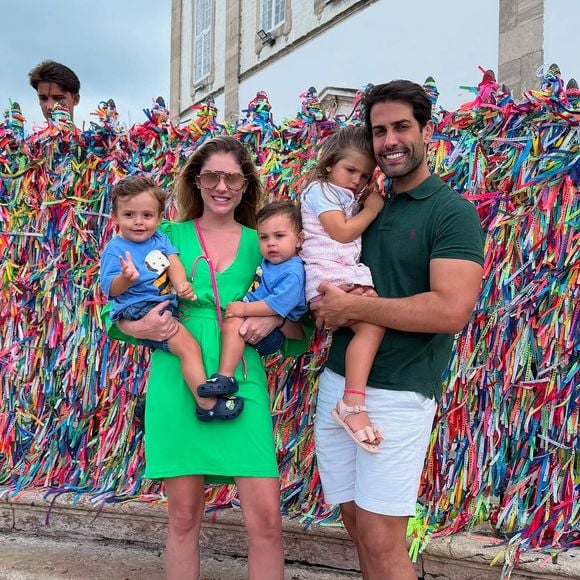 Antônio, filho de Bárbara Evans, tem 1 ano