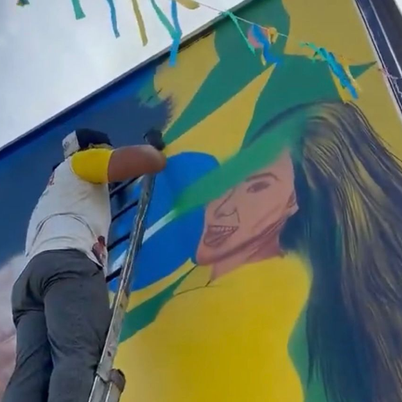 O término de Virgínia Fonseca e Vini Jr. chegou até um mural da Copa do Mundo em Minas Gerais. Após votação no Instagram, influenciadora foi removida da pintura
