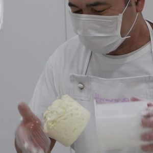 O diferencial do queijo de Marcos Palmeira é o cuidado prévio com as vacas, que têm uma alimentação balanceada, sem alimentos com agrotóxicos e outros produtos químicos