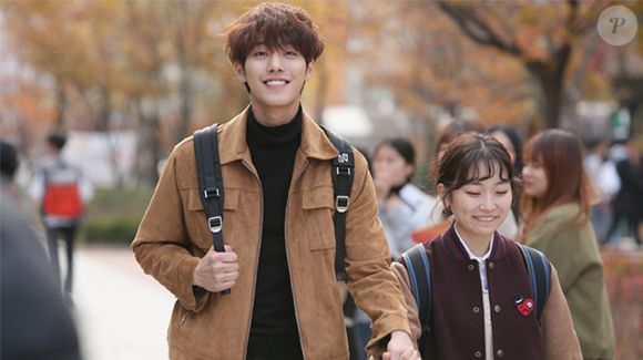 'Rainha do Anel': uma adolescente usa um app de vingança para punir quem a magoou, mas descobre que pode ter consequências dolorosas